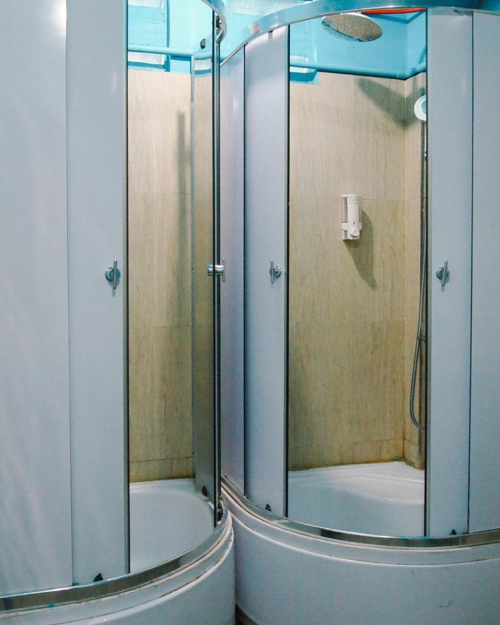 Inap At Capsule Thamrin Hotel Джакарта Екстериор снимка