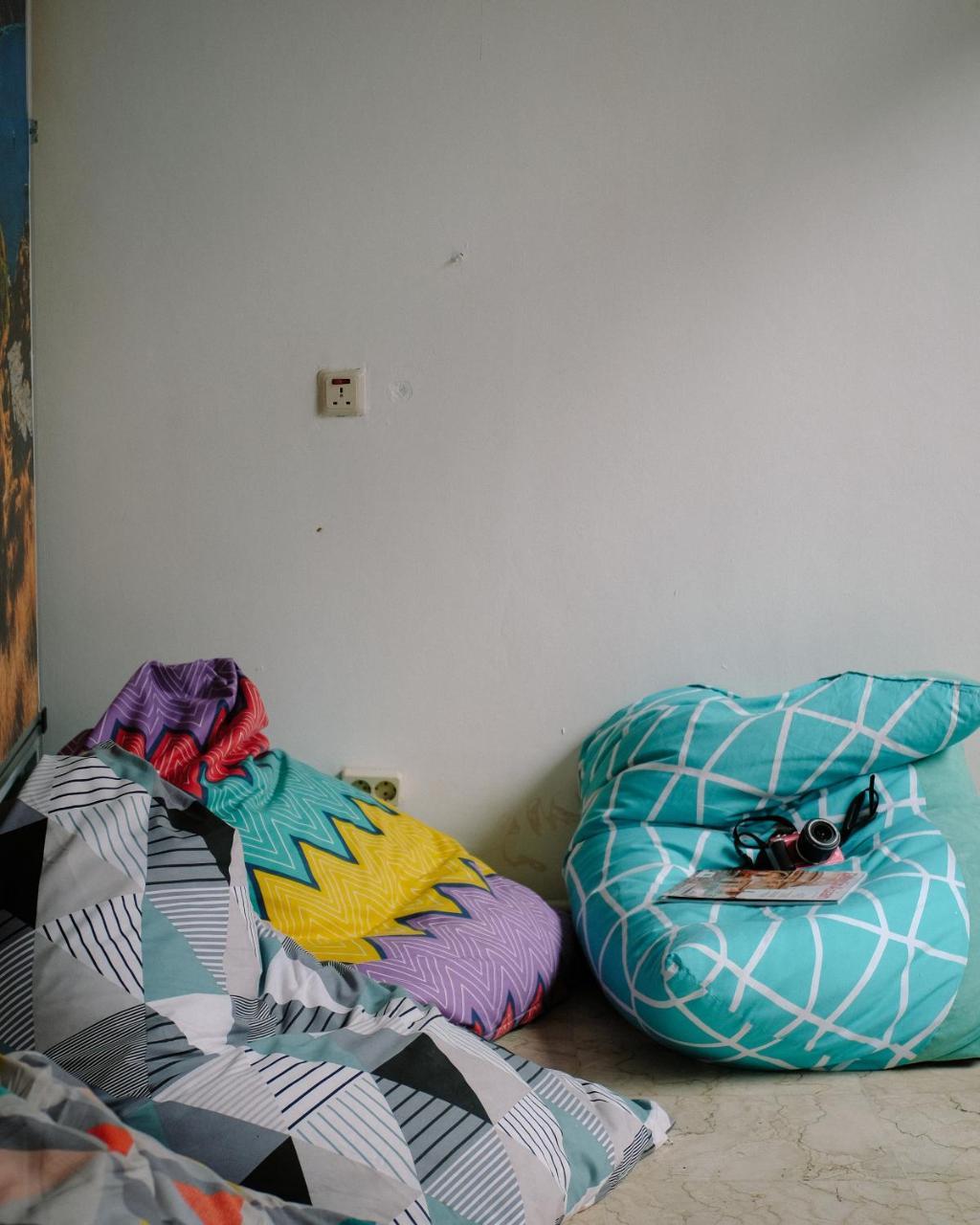 Inap At Capsule Thamrin Hotel Джакарта Екстериор снимка